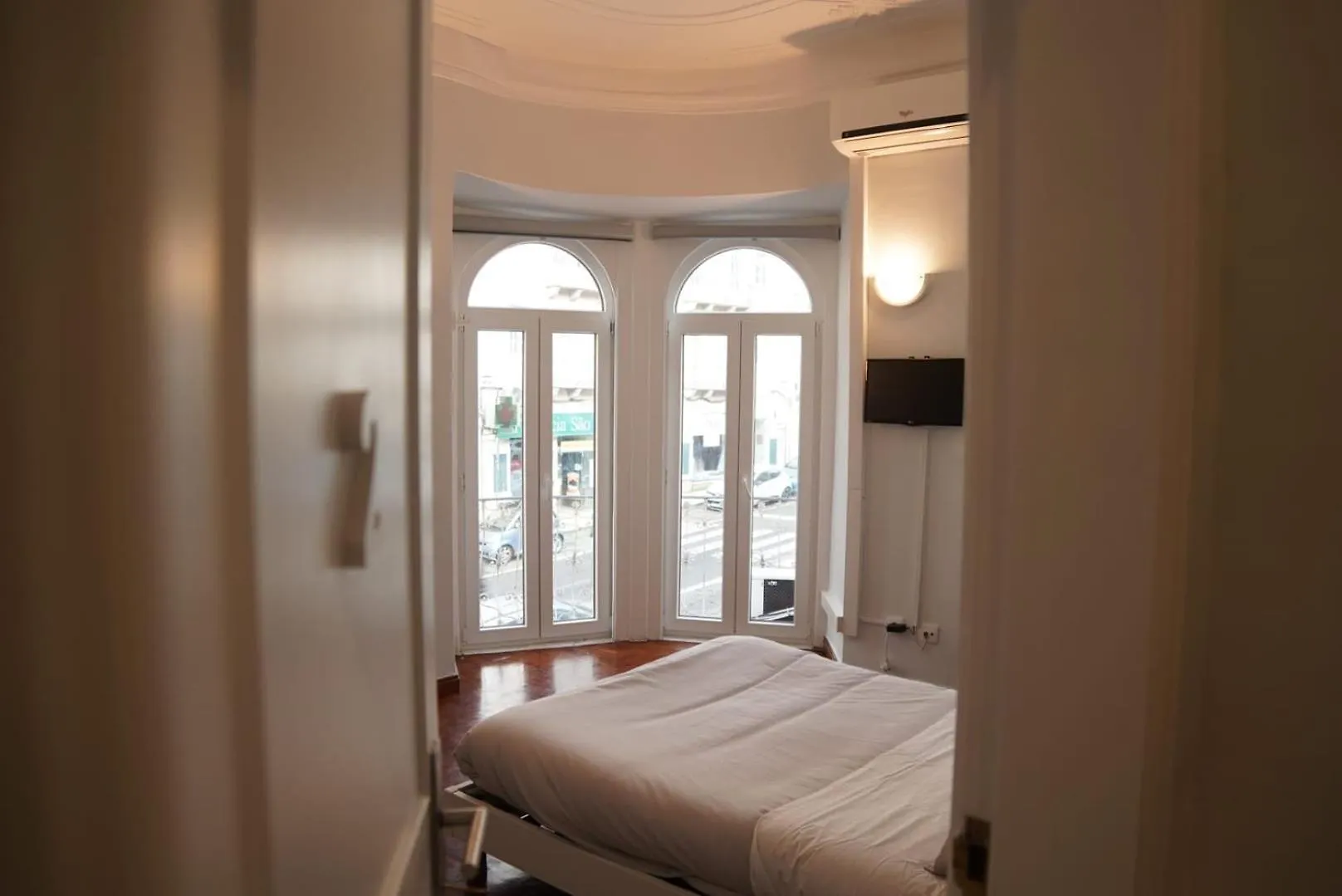 Bisengototo Homestay Lisboa Portugal