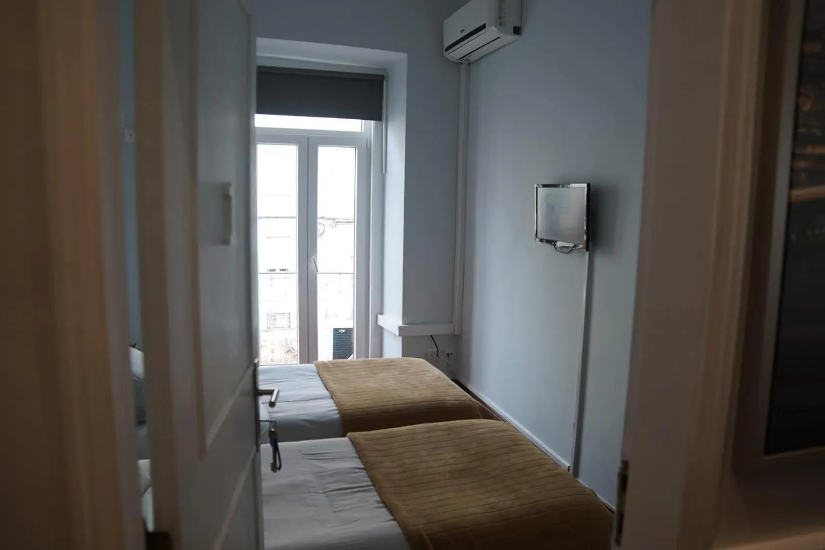 Bisengototo Guest House Lisbon 0*,