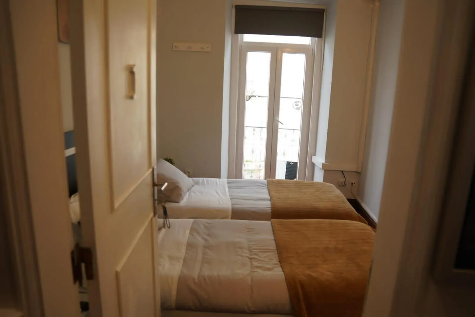 Homestay Bisengototo Guest House Lisbon