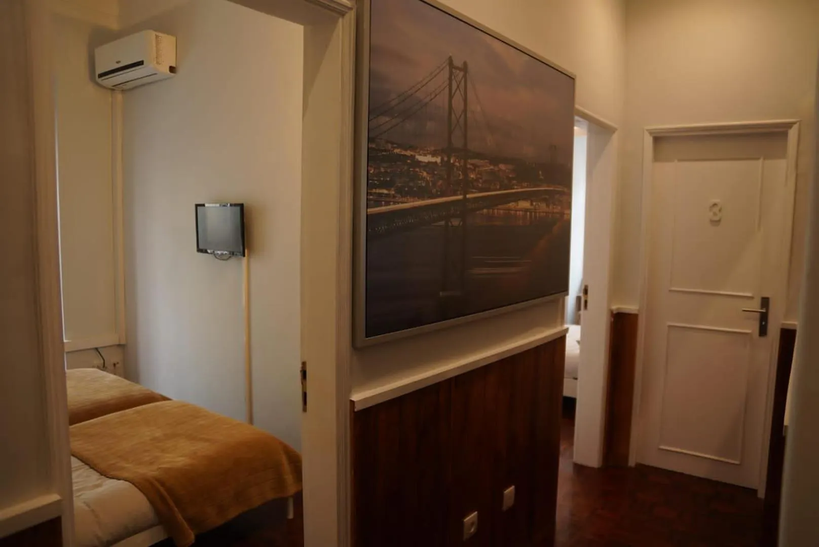Bisengototo Guest House Lisbon